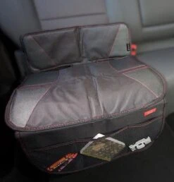 Diono - Autostoel Beschermer - Stoelbeschermer Auto - Super Mat 10 Diono - Autostoel Beschermer - Stoelbeschermer Auto - Super Mat -Babyreizen 1147x1200