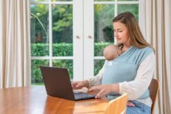 Babylonia - Tricot-Slen Organic - Draagdoek Baby - Silver Blue -Babyreizen 1200x800 127