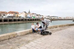 Bebeconfort Hello 2-in-1 Kinderwagen - Inclusief Reiswieg - Black Chic -Babyreizen 1200x800 63