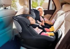 Maxi-Cosi Mica I-Size Autostoeltje - 360° Draaibaar - Authentic Black -Babyreizen 1200x842