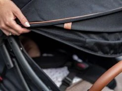 Lionelo Buggy Julie One - Kinderwagen Premium - Automatisch Opvouwen - Wandelwagen Tot 22 Kg - Comfortabele Zitje -Babyreizen 1200x896 1