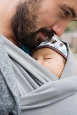 Babylonia - Tricot-Slen Organic - Draagdoek Baby - Silver Blue -Babyreizen 798x1200 7