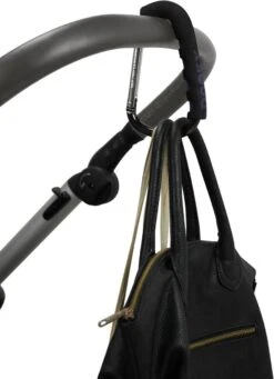 Dooky Universele Tassenhaak 16 Dooky Universele Tassenhaak -Babyreizen 869x1200 2