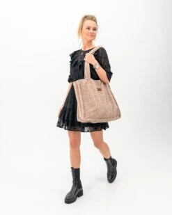 ByKay - Mom Bag - Draagzak - Teddy - Taupe - Organic -Babyreizen 960x1200 11